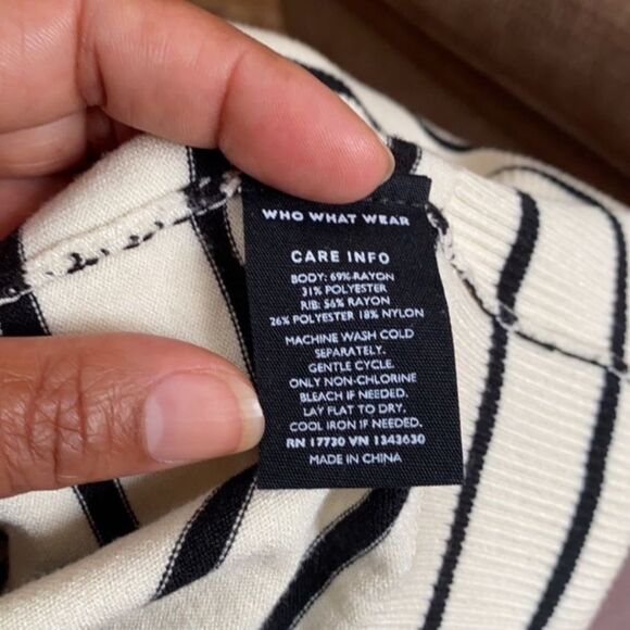 Who What Wear Striped Poetic Puff Sleeve Crewneck Pullover Sweater - Picture 8 of 12